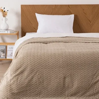 Frazada Flannel Térmica 1.5 Plazas Poliéster Coral Claro