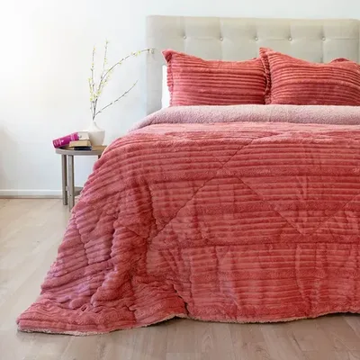 Cubrecama Cotelonni Sherpa 3 Plazas Poliéster Coral