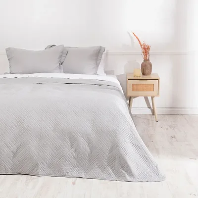 Quilt Cordoba Liso 2 Plazas Poliéster Gris Gris