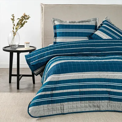 Quilt Estampado 2.5 Plazas Microfibra Reversible Coral Claro