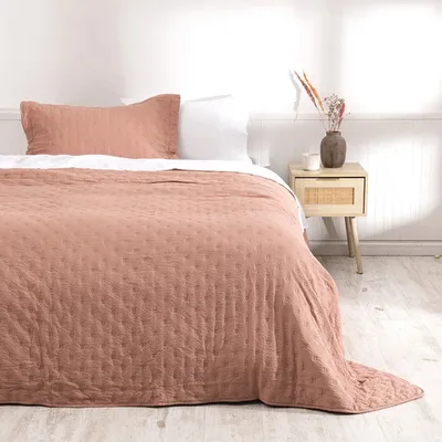 Quilt Ultra Sevilla Poliéster 1.5 Plazas Coral Claro