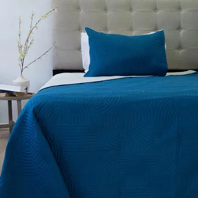 Quilt Hotpress Liso Bicolor 1.5 Plazas Poliéster Coral Claro