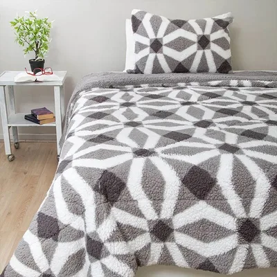 Cubrecama Sherpa Térmico 1.5 Plazas Poliéster Coral Claro