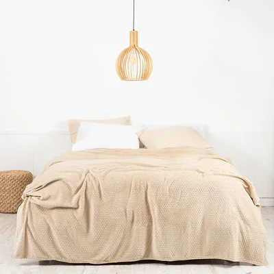 Frazada Coral Embossed Poliéster Suave 2 Plazas Beige