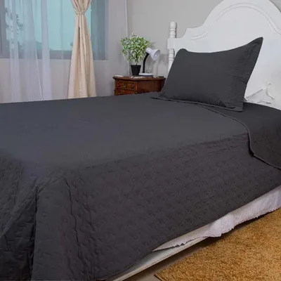 Quilt Velvety Poliéster 1.5 Plaza Negro Negro