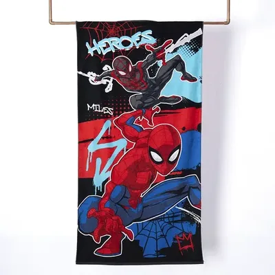 Toalla De Playa Estampada Spiderman Miles Algodón Coral Claro