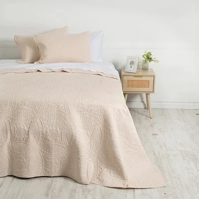 Quilt Portugal Microfibra 2 Plazas Reversible Coral Claro