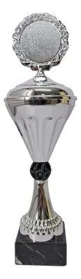 Copa Metálica Base Mármol 31cm Elegante