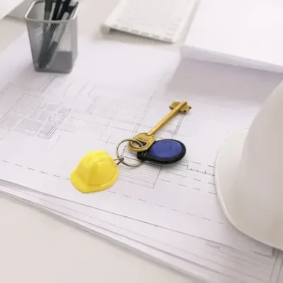 Llavero Casco De Obra Abs Seguridad Laboral Azul