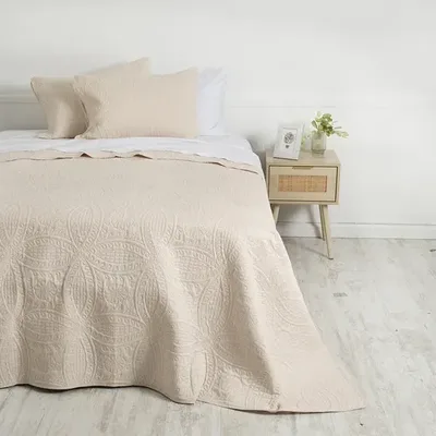 Quilt Portugal Microfibra Reversible 2.5 Plazas Coral Claro