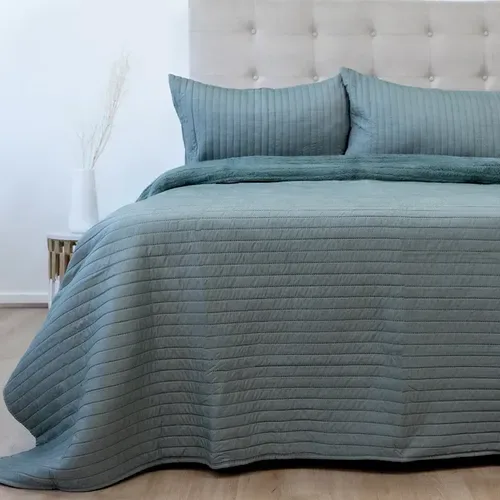 Quilt Hotpress Sena Con Sherpa 2.5 Plazas Verde Pastel Coral Claro