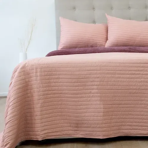 Quilt Hotpress Sena Con Sherpa 2.5 Plazas Coral Claro